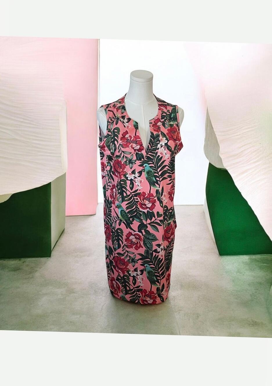 Caribbean Joe Sleeveless Tropical Floral Shift Dress Medium